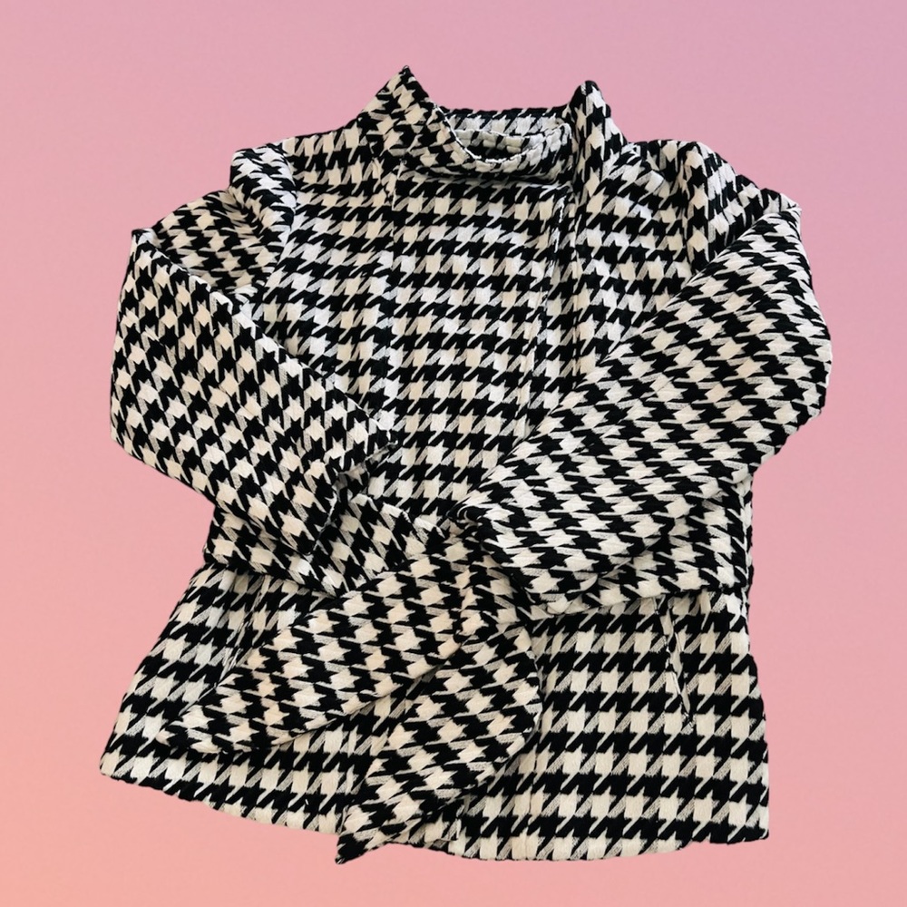Black & White For Cynthia Coat w/ Jig Saw Pattern